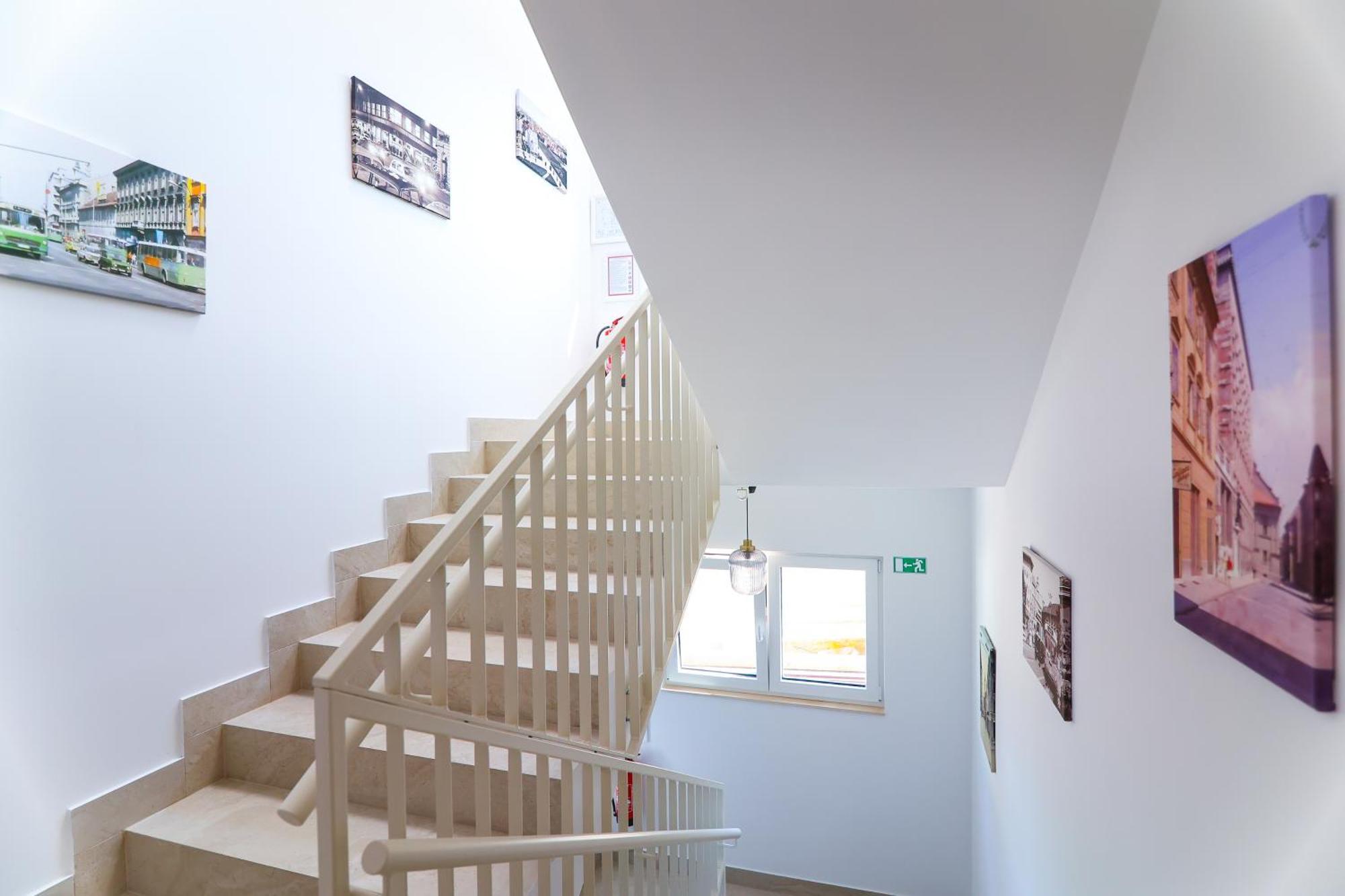 Apart Hotel Asteria Ljubljana Luaran gambar
